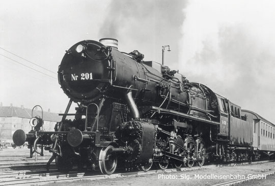 Steam locomotive Litra N<br /><a href='images/pictures/Roco/62261.jpg' target='_blank'>Full size image</a>